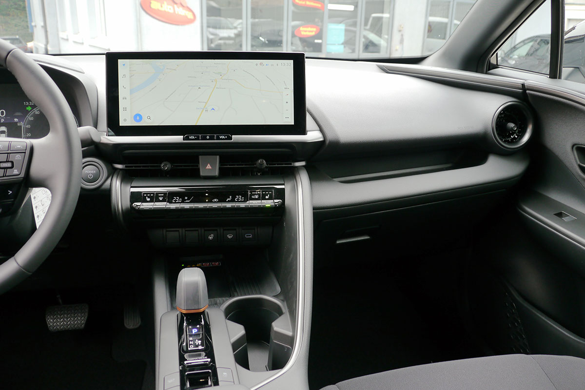 Toyota C-HR 2.0 PHEV Trend 105269 11