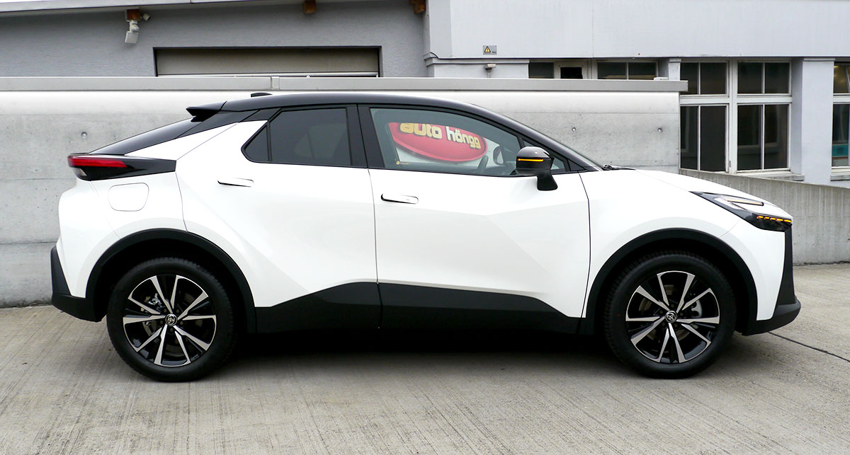 Toyota C-HR 2.0 PHEV Trend 105269 1