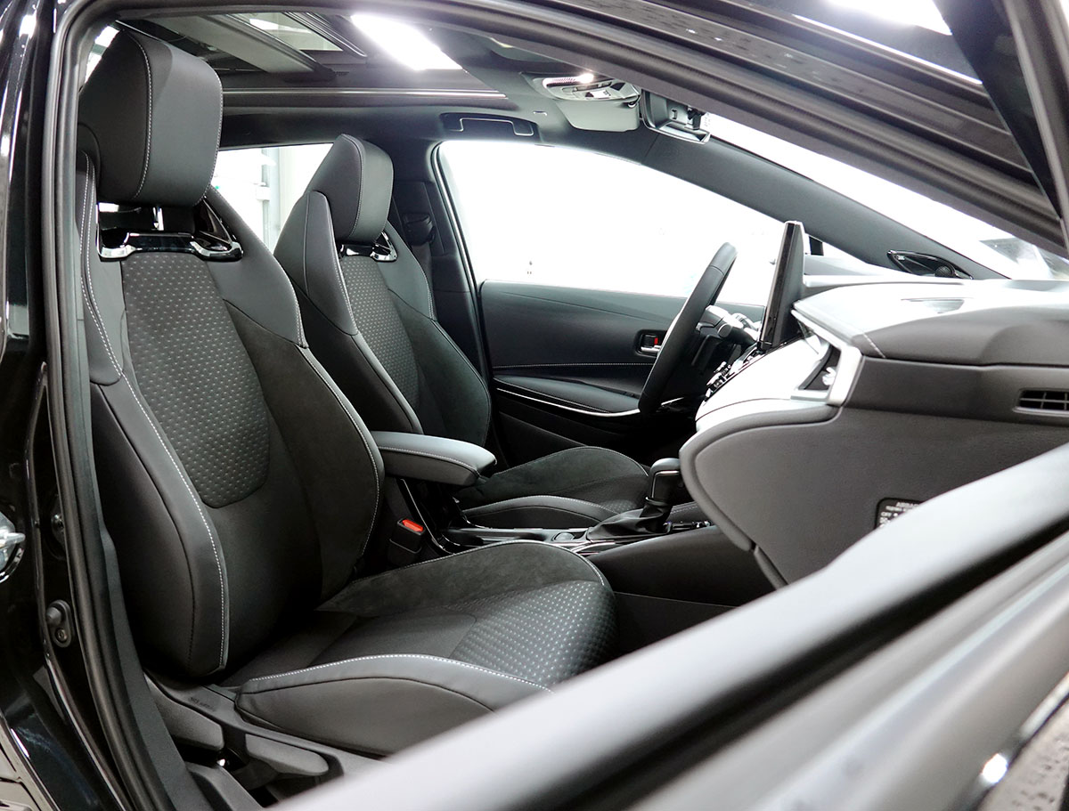 Toyota Corolla Touring Sports 2.0 HEV Premium, Panorama 105339 3