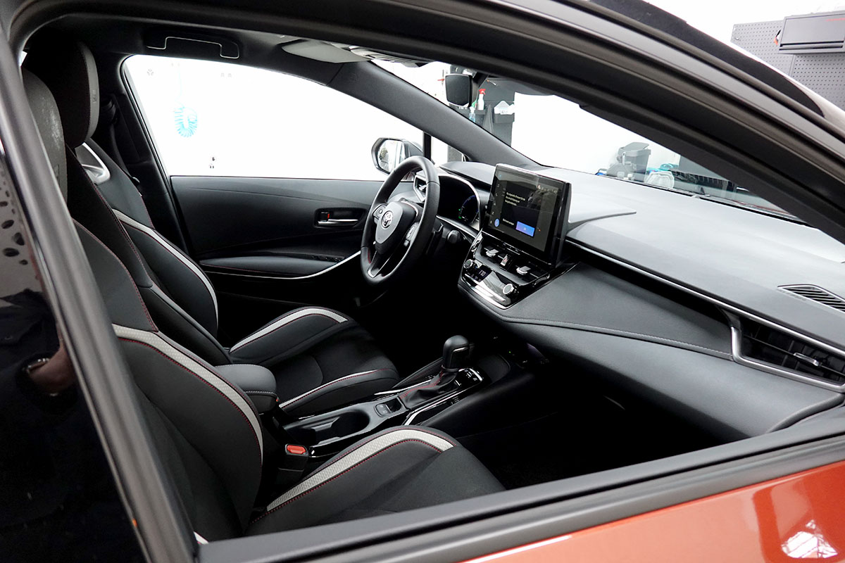 Toyota Corolla Touring Sports 2.0 HEV GR Sport 105367 5