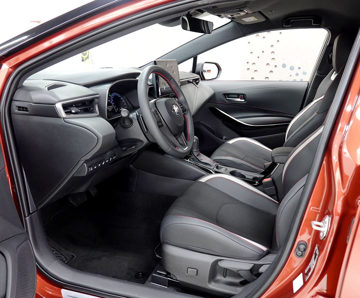 Toyota Corolla Touring Sports 2.0 HEV GR Sport 105367 6