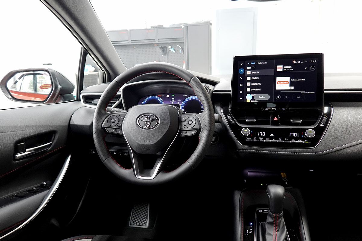 Toyota Corolla Touring Sports 2.0 HEV GR Sport 105367 8