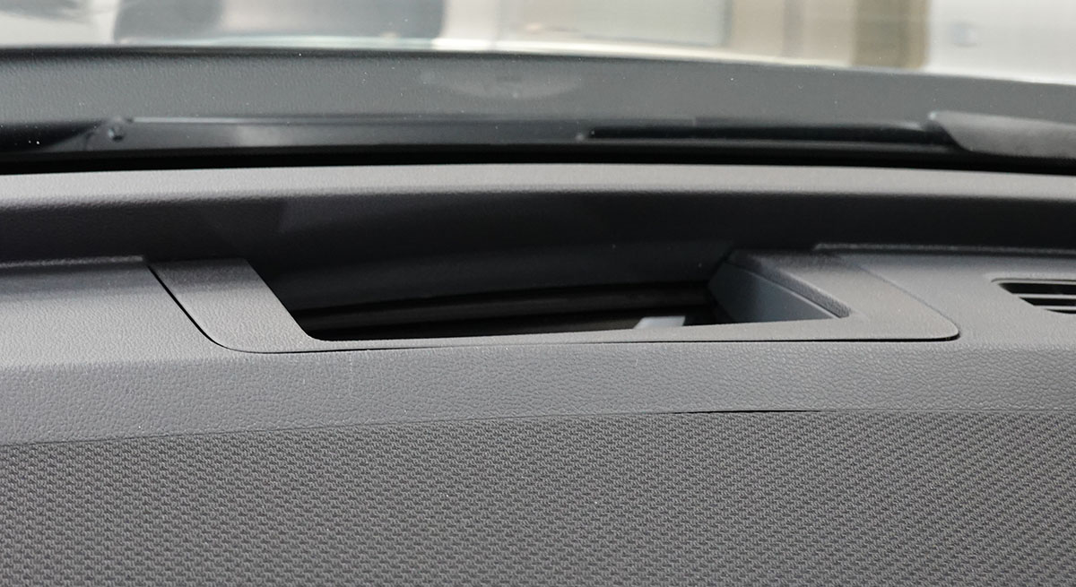 VW T-Roc 1.5 eTSI Style DSG, AHK, 360° Kamera 105371 11