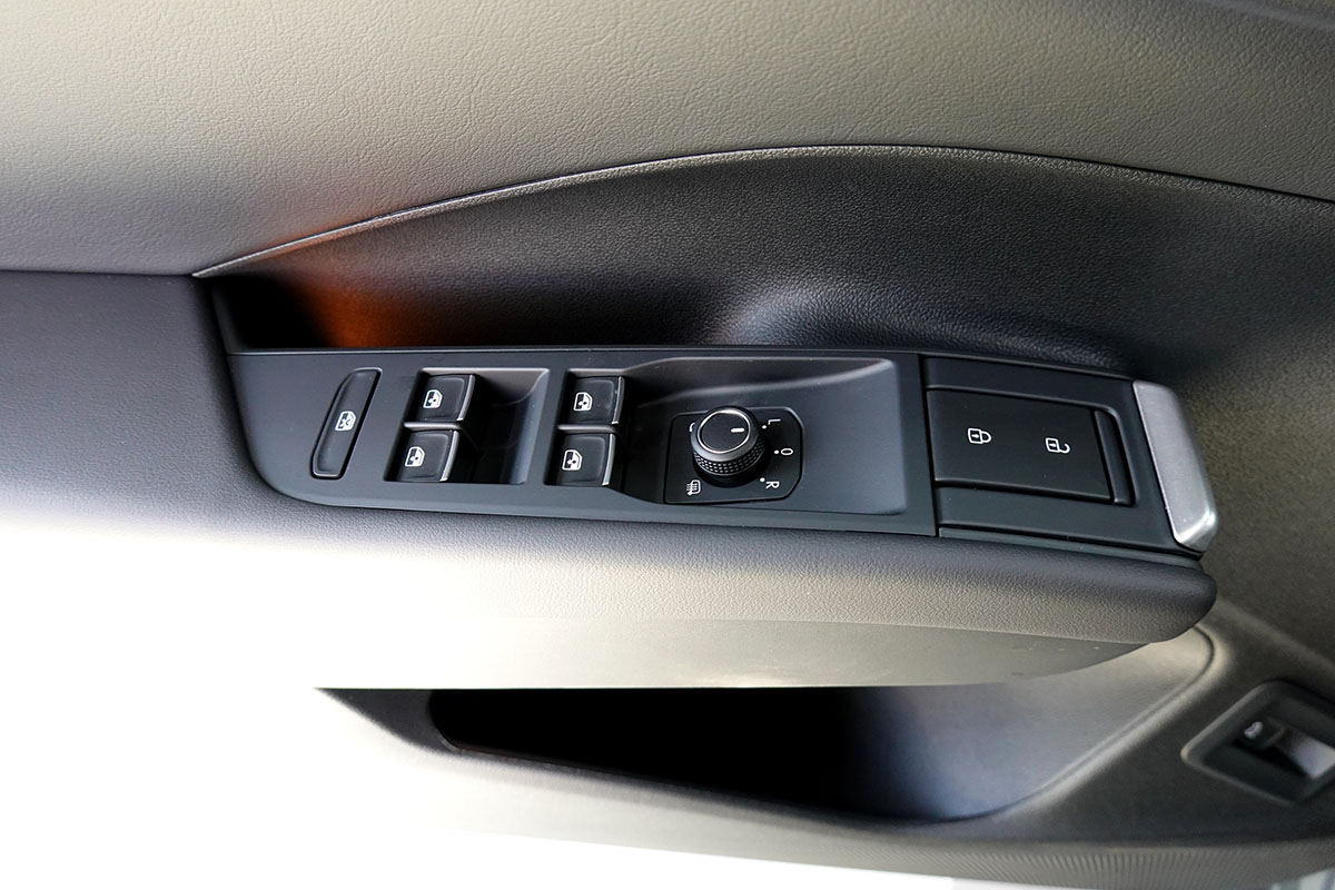 VW T-Roc 1.5 eTSI Style DSG, AHK, 360° Kamera 105371 13