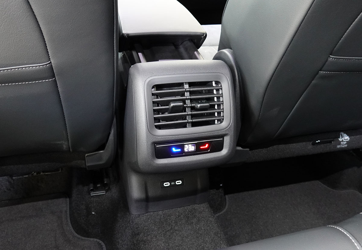 VW T-Roc 1.5 eTSI Style DSG, AHK, 360° Kamera 105371 14