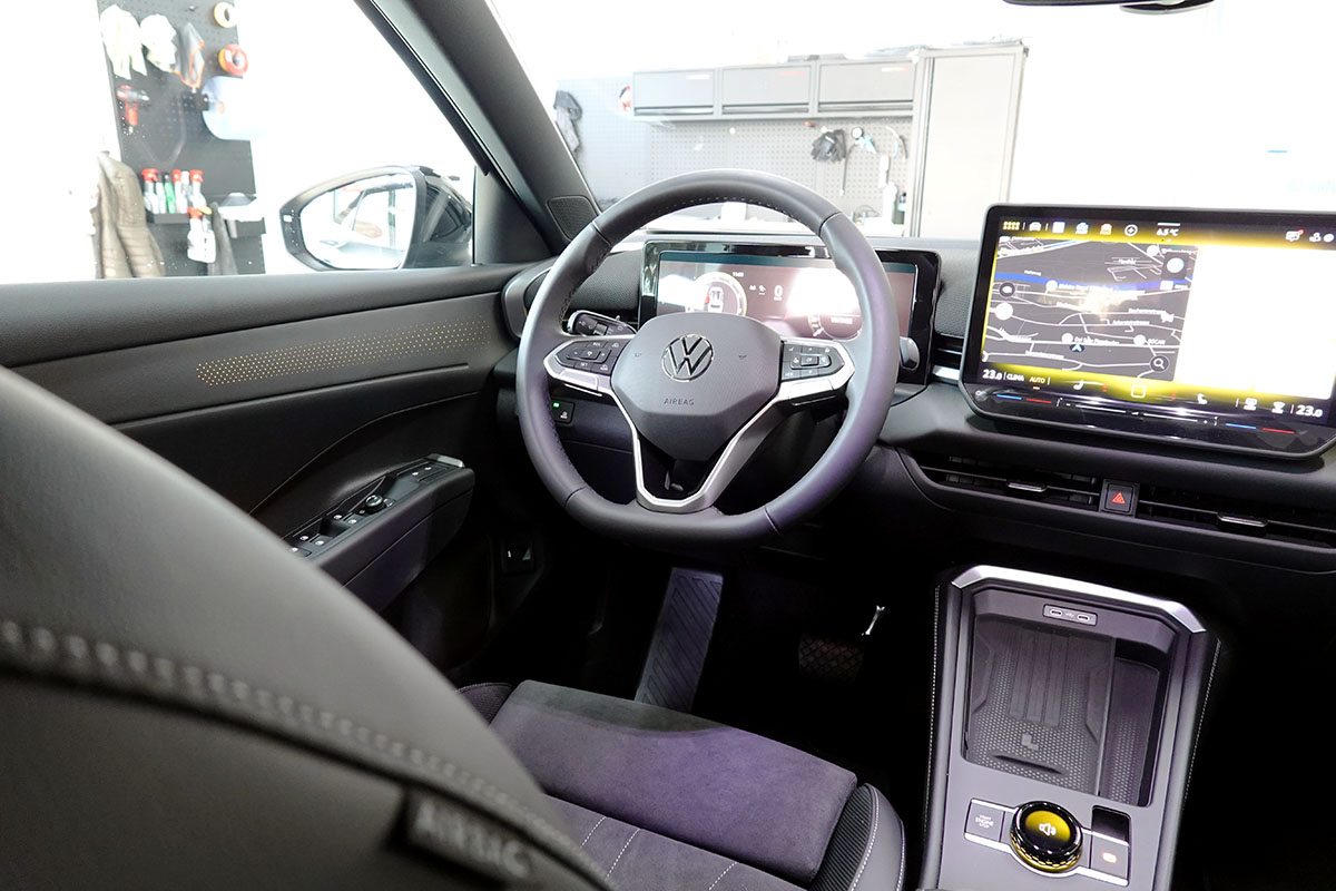 VW T-Roc 1.5 eTSI Style DSG, AHK, 360° Kamera 105371 6