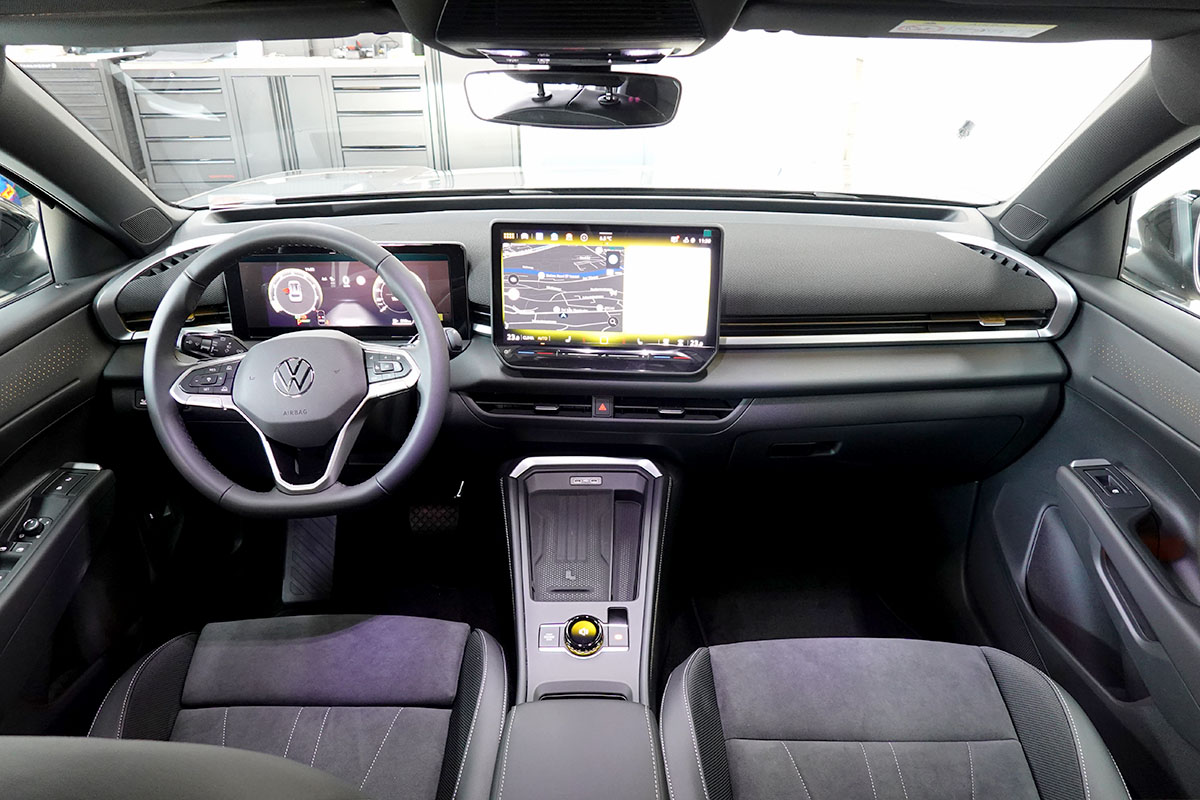 VW T-Roc 1.5 eTSI Style DSG, AHK, 360° Kamera 105371 7