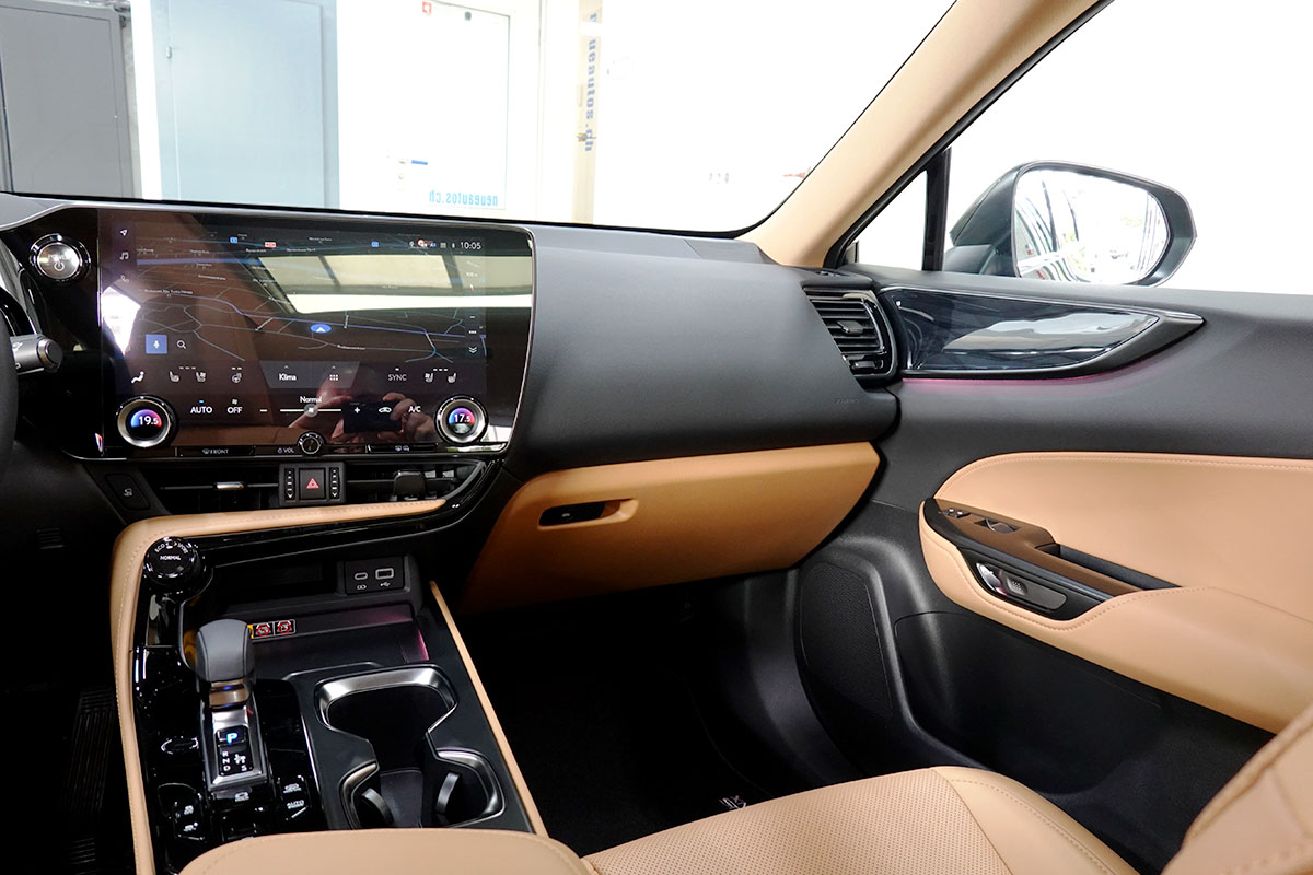 Lexus NX 450h+ Comfort Panorama 105410 9