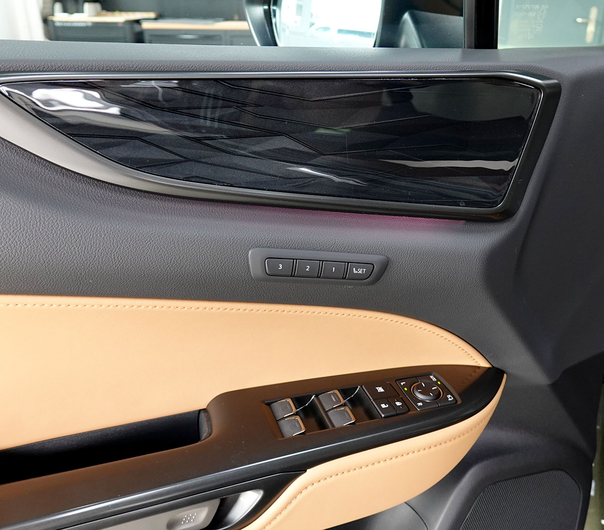 Lexus NX 450h+ Comfort Panorama 105410 13