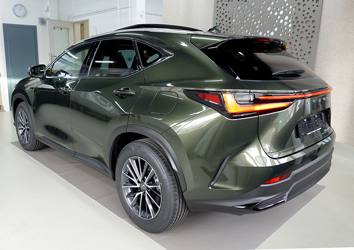 Lexus NX 450h+ Comfort Panorama 105410 2