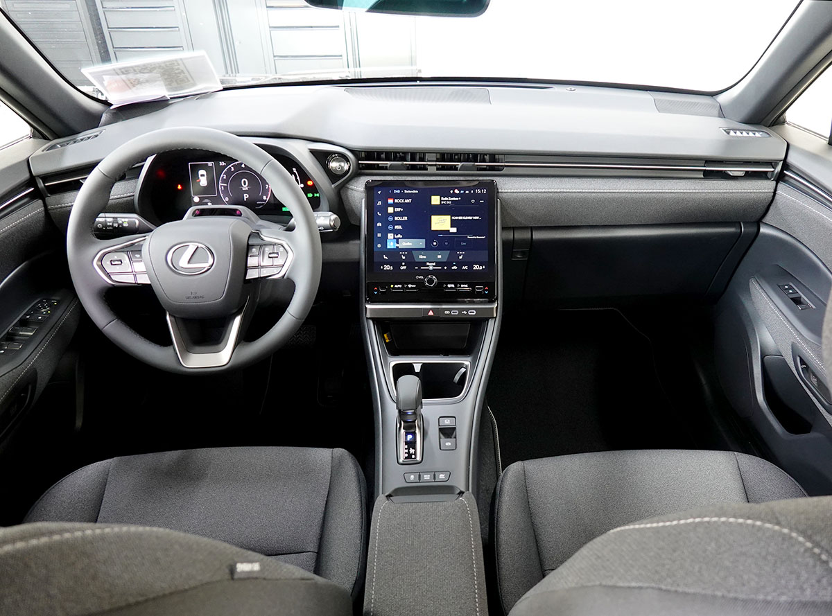 Lexus LBX 1.5 Hybrid Impression 105421 8